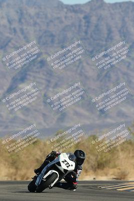 media/Oct-30-2025-Racers Edge (Thu) [[dabbdaf680]]/2-A Group/Session 5 (Turn 7)/